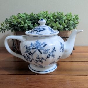 Vintage Blue Danube Porcelain Onion Teapot - Cobalt Blue & White